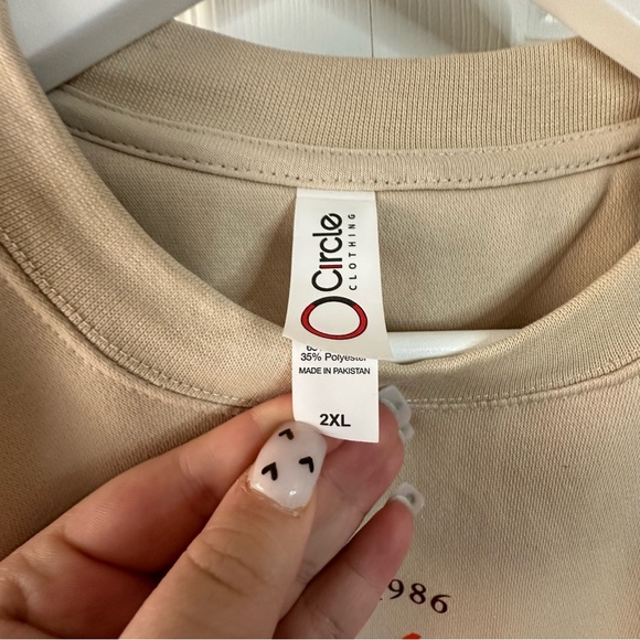 Hagrid’s Pumpkin Patch Crew Sweatshirt - Picture 2 of 3